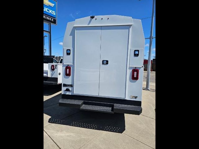 2024 Chevrolet Express Base