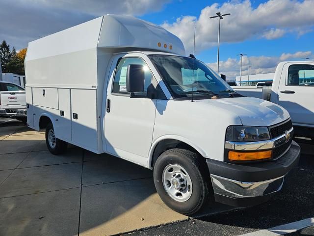 2024 Chevrolet Express Base