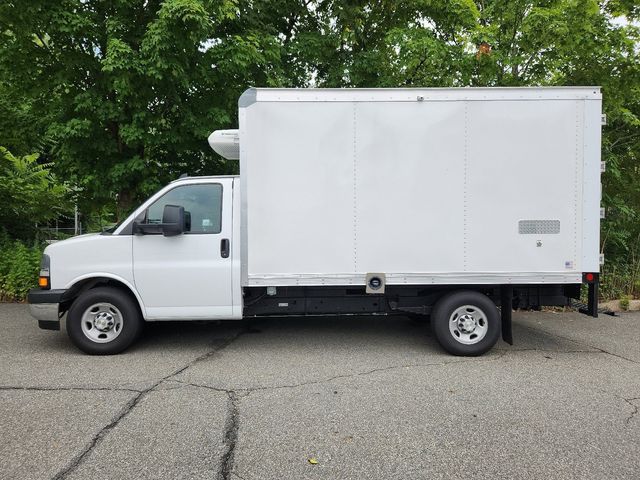 2024 Chevrolet Express Base