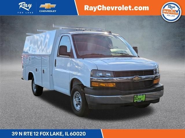 2024 Chevrolet Express Base