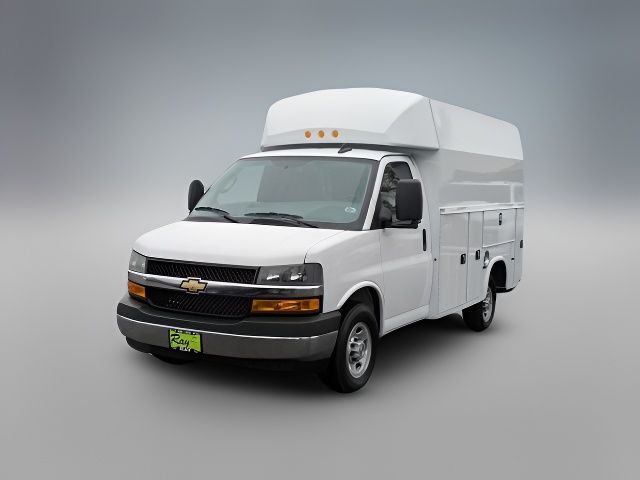 2024 Chevrolet Express Base