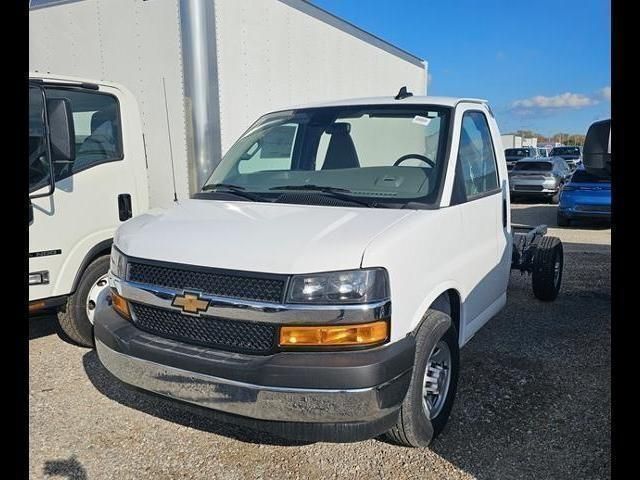 2024 Chevrolet Express Base