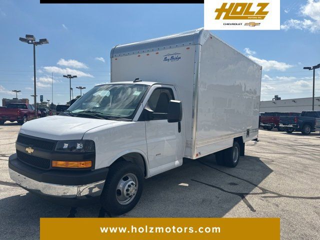 2024 Chevrolet Express Base