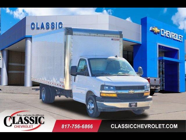 2024 Chevrolet Express Base