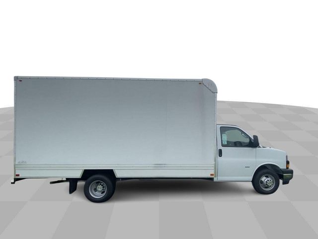 2024 Chevrolet Express Base