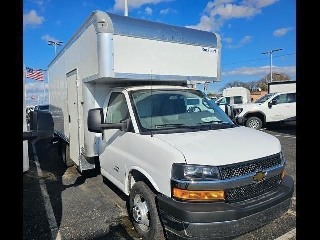 2024 Chevrolet Express Base