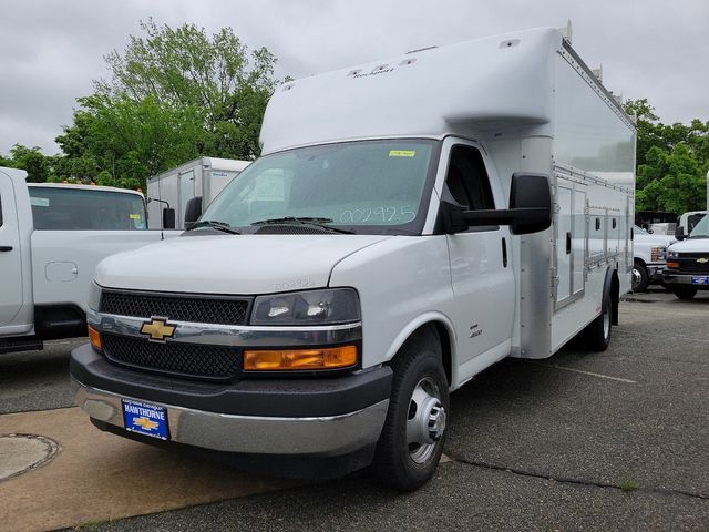 2024 Chevrolet Express Base