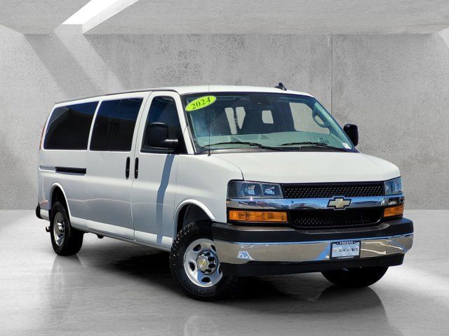 2024 Chevrolet Express LT