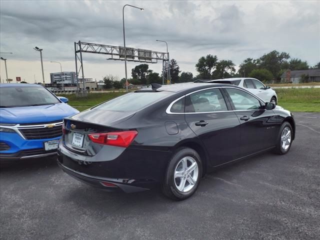 2024 Chevrolet Malibu LS