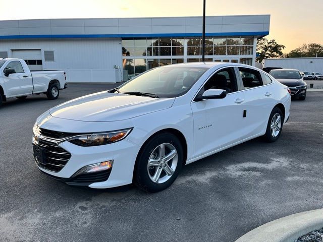 2024 Chevrolet Malibu LS