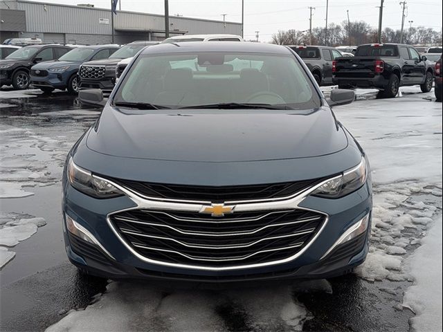 2024 Chevrolet Malibu LS