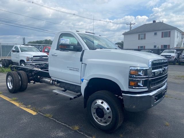 2024 Chevrolet Silverado MD Work Truck