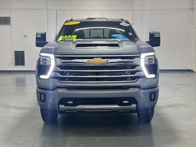 2024 Chevrolet Silverado 3500HD High Country