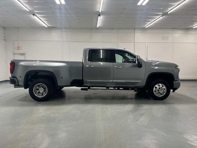 2024 Chevrolet Silverado 3500HD High Country