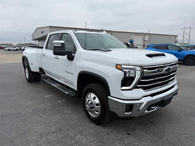 2024 Chevrolet Silverado 3500HD LTZ