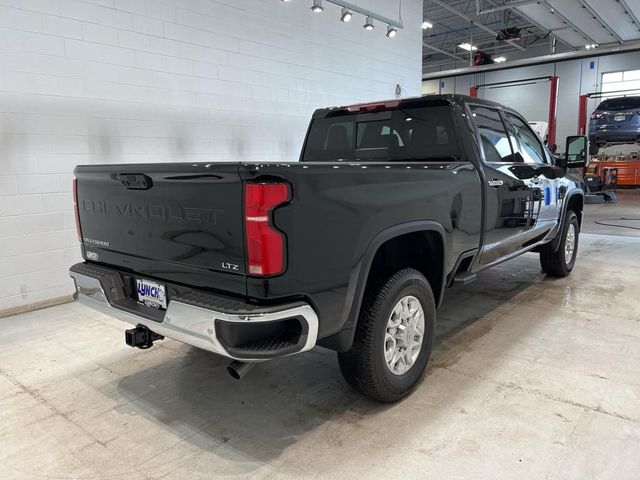 2024 Chevrolet Silverado 3500HD LTZ