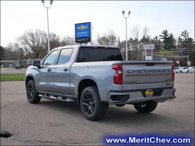 2024 Chevrolet Silverado 1500 Custom