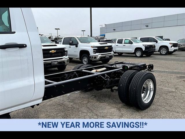 2024 Chevrolet Silverado MD Work Truck
