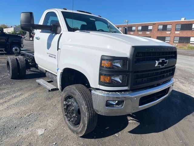 2024 Chevrolet Silverado MD Work Truck