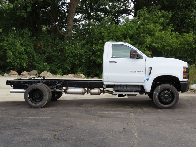 2024 Chevrolet Silverado MD Work Truck