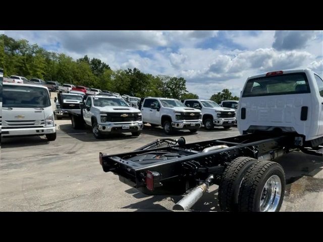 2024 Chevrolet Silverado MD Work Truck