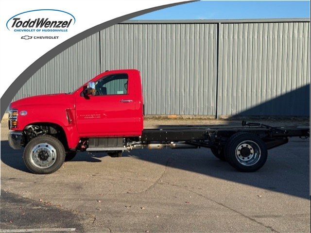 2024 Chevrolet Silverado MD Work Truck