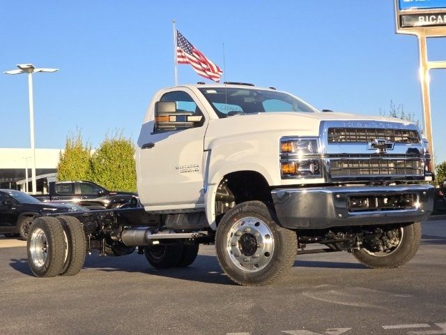 2024 Chevrolet Silverado MD Work Truck