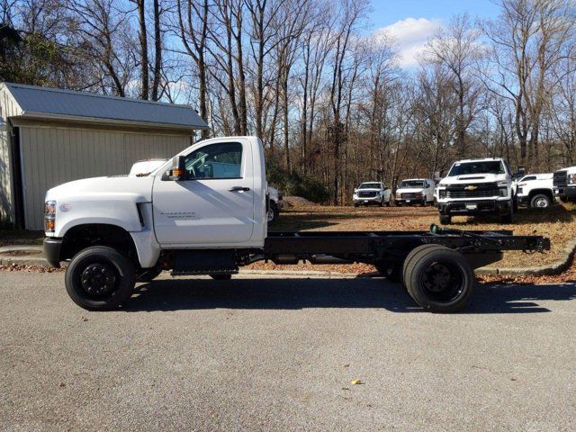 2024 Chevrolet Silverado MD Work Truck