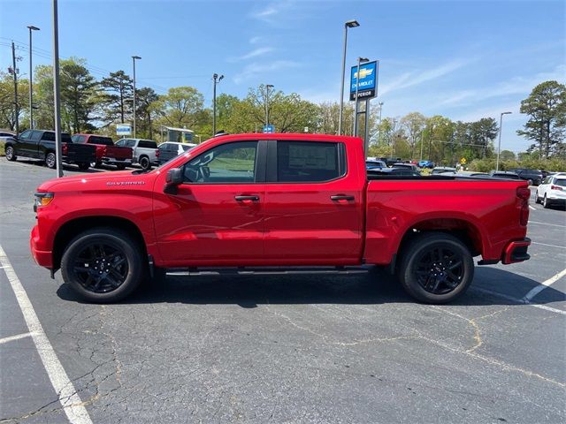 2024 Chevrolet Silverado 1500 Custom