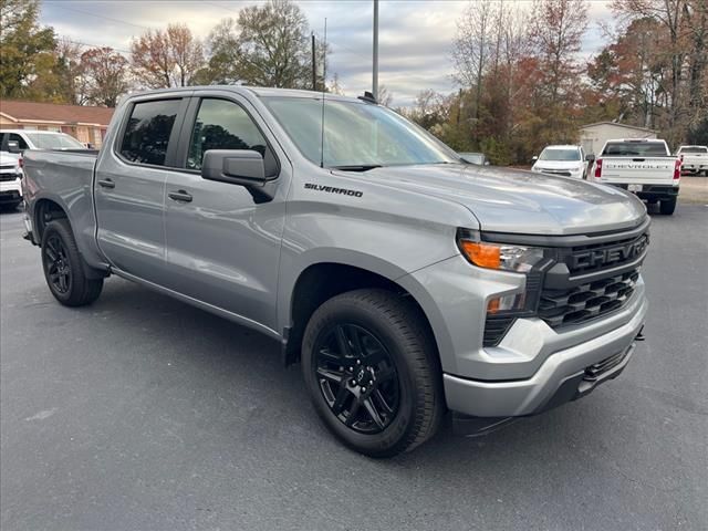 2024 Chevrolet Silverado 1500 Custom