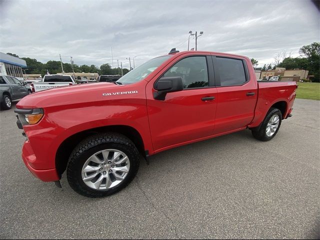 2024 Chevrolet Silverado 1500 Custom