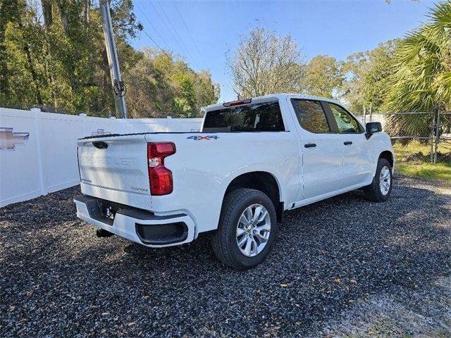 2024 Chevrolet Silverado 1500 Custom