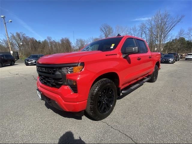 2024 Chevrolet Silverado 1500 Custom