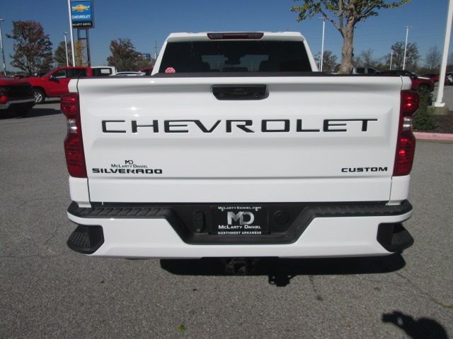 2024 Chevrolet Silverado 1500 Custom