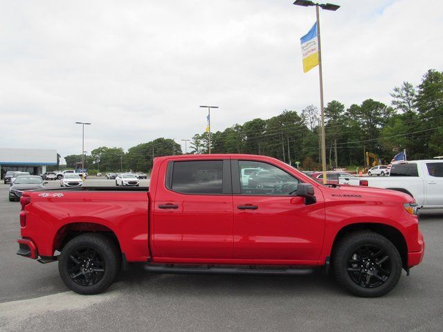 2024 Chevrolet Silverado 1500 Custom