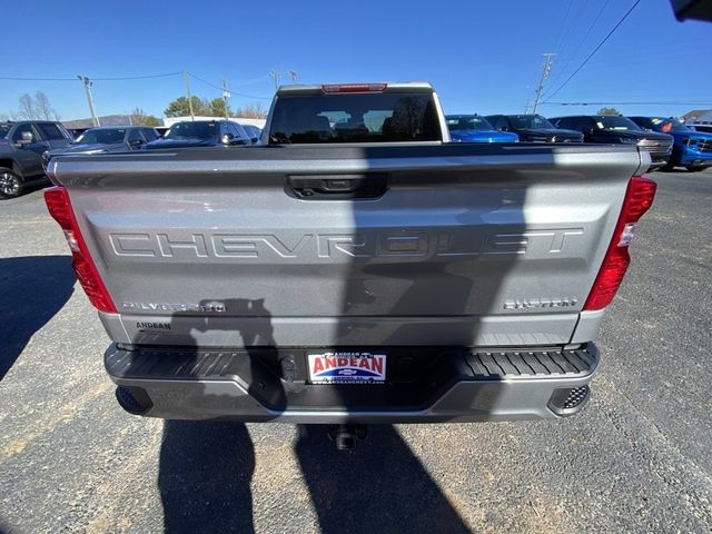 2024 Chevrolet Silverado 1500 Custom