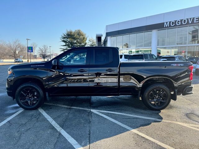 2024 Chevrolet Silverado 1500 Custom