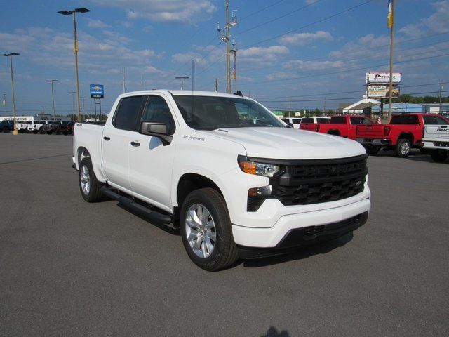 2024 Chevrolet Silverado 1500 Custom