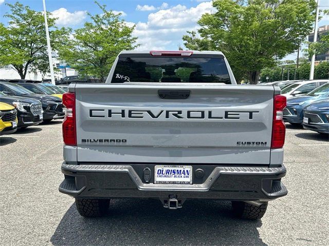 2024 Chevrolet Silverado 1500 Custom Trail Boss