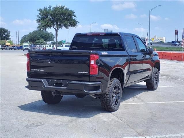 2024 Chevrolet Silverado 1500 Custom Trail Boss