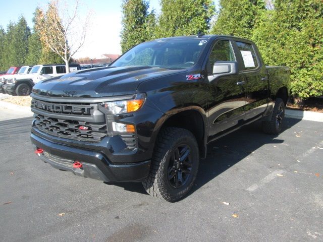 2024 Chevrolet Silverado 1500 Custom Trail Boss