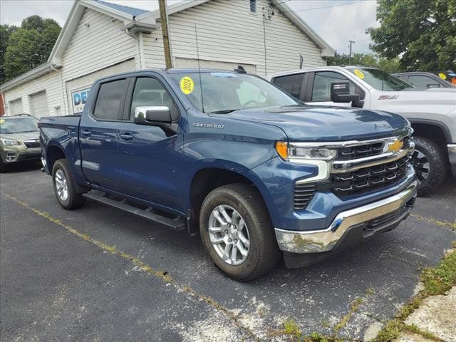 2024 Chevrolet Silverado 1500 LT