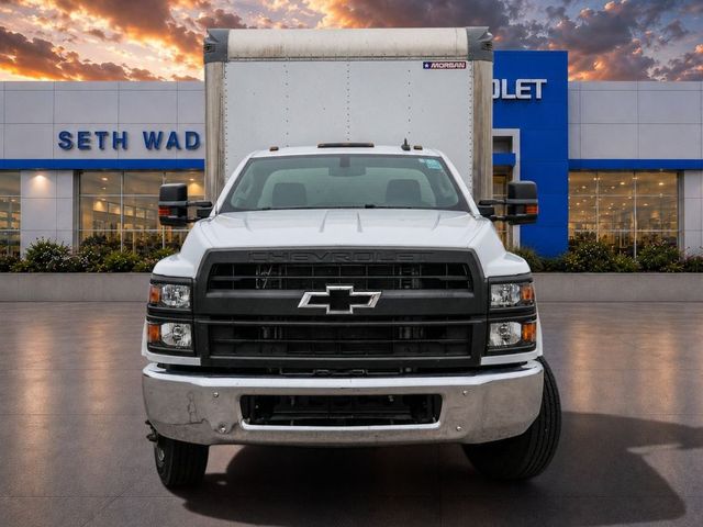 2024 Chevrolet Silverado MD LT