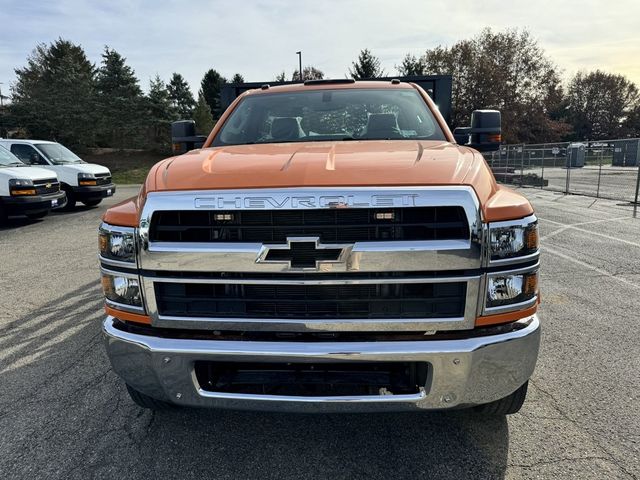 2024 Chevrolet Silverado MD LT