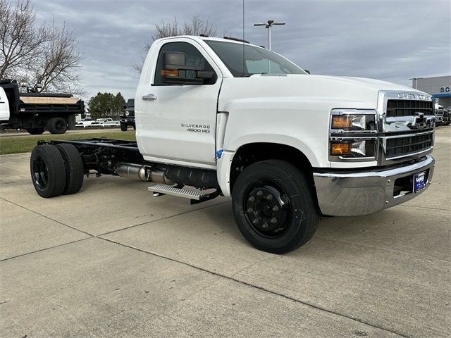 2024 Chevrolet Silverado MD Work Truck