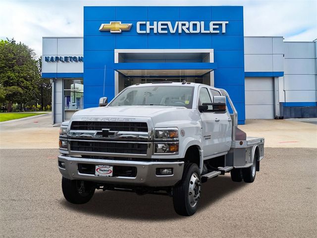 2024 Chevrolet Silverado MD LT