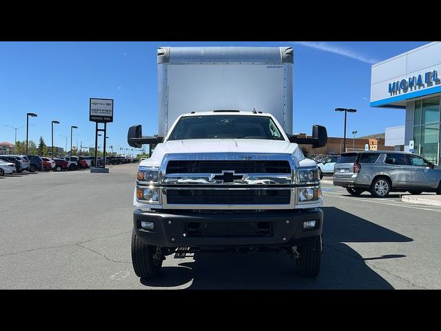 2024 Chevrolet Silverado MD LT