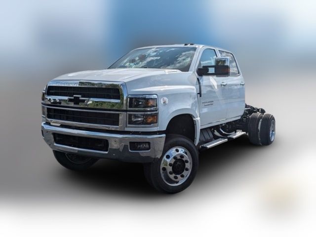 2024 Chevrolet Silverado MD LT