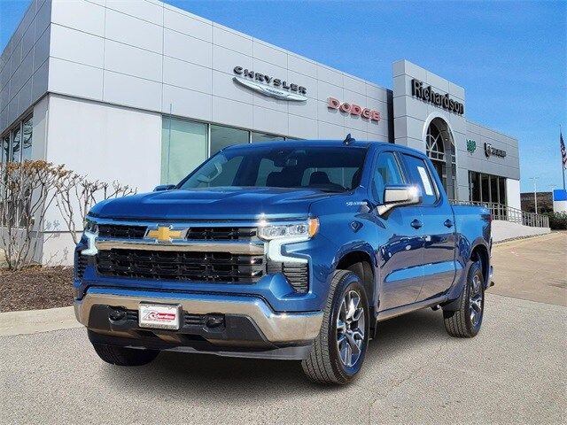 2024 Chevrolet Silverado 1500 LT