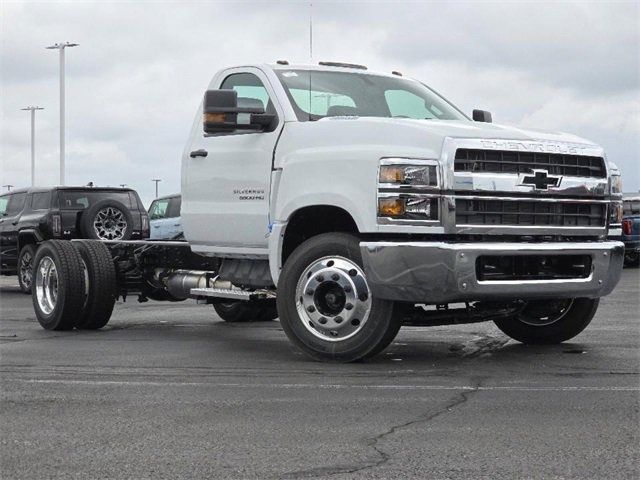 2024 Chevrolet Silverado MD Work Truck